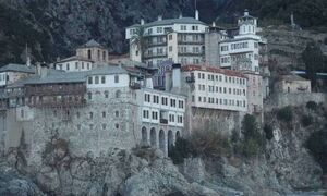 Κορονοϊός: Μοναχοί στο Άγιο Όρος παίρνουν αντιπαρασιτικά αλόγων για να προστατευτούν!