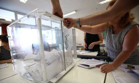ΣΥΡΙΖΑ για δημοσκόπηση Alpha: Συνεχίζεται η δημοσκοπική περίθαλψη των κυβερνητικών τραυμάτων