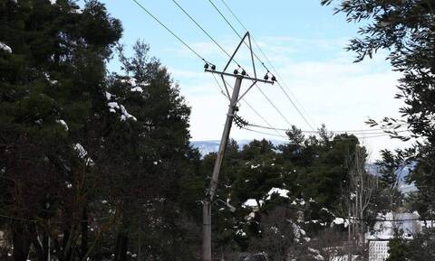 ΔΕΔΔΗΕ: Παραμένουν τα προβλήματα ηλεκτροδότησης σε Μαραθώνα και Κορωπί  