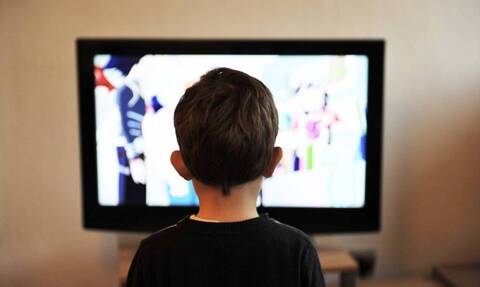 Αυξάνεται ο κίνδυνος αυτισμού όταν ένα παιδί βλέπει πάνω από δύο ώρες τηλεόραση την ημέρα