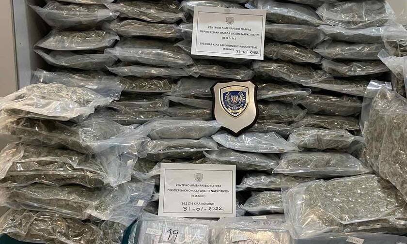 Πάτρα: Μεγάλες ποσότητες κοκαΐνης και κάνναβης εντοπίστηκαν σε φορτηγά - Τέσσερις συλλήψεις