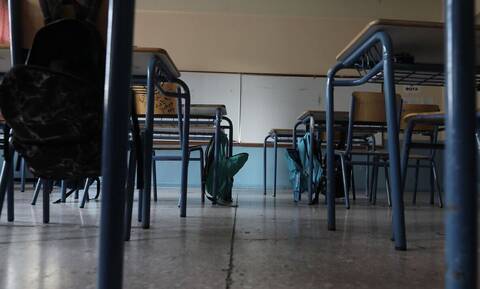 Άνω Λιόσια: Μαθητής δημοτικού βρήκε μέσα στην τάξη μία αδέσποτη σφαίρα