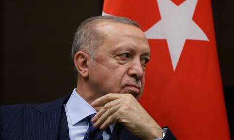 Η Τουρκία απειλεί την Deutsche Welle και άλλα ΜΜΕ: Ή αποκτούν άδεια λειτουργίας ή μπλοκάρονται