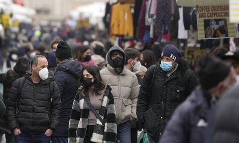 Ιταλία: Τέλος από αύριο η χρήση προστατευτικής μάσκας στους ανοικτούς χώρους