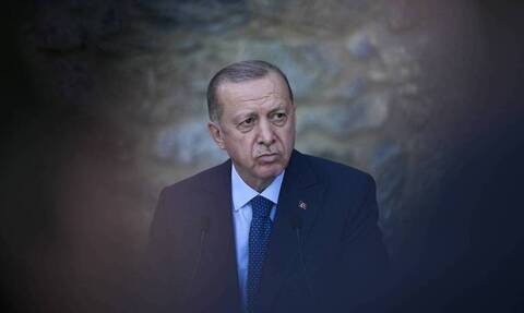 Η ασφυκτική πίεση στον Ερντογάν, οι προκλήσεις και η αντίδραση της Ελλάδας