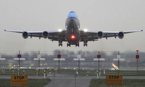 Ολλανδία: Η KLM ματαιώνει 170 πτήσεις λόγω της θύελλας Γιούνις