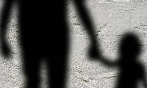 Κακοποίηση 11χρονης στο Λασίθι: «Το παιδί είχε μώλωπες», λέει συγχωριανός του 58χρονου (vid)
