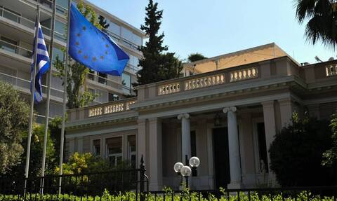 Στον αέρα οι ελληνικές υποσχέσεις για δημοσιονομική σύσφιξη 5 δισ. ευρώ εν μέσω ενεργειακής κρίσης