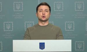 Ζελένσκι: Η μοίρα της Ουκρανίας θα κριθεί απόψε – Ο εχθρός θα χρησιμοποιήσει όλες τις δυνάμεις του