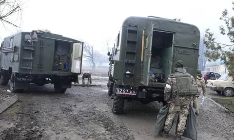 Η Ευρώπη μπαίνει στη «μάχη» - Στέλνει μισό δισ. ευρώ για όπλα στην Ουκρανία
