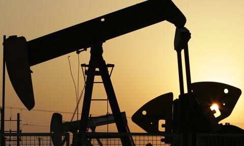 Άνοδος 5% στην τιμή του πετρελαίου – Στα 103 δολάρια το βαρέλι