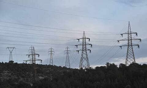 Μηναία αύξηση 11% στην χονδρεμπορική τιμή του ηλεκτρικού ρεύματος – Αδήριτη ανάγκη μείωσης των φόρων