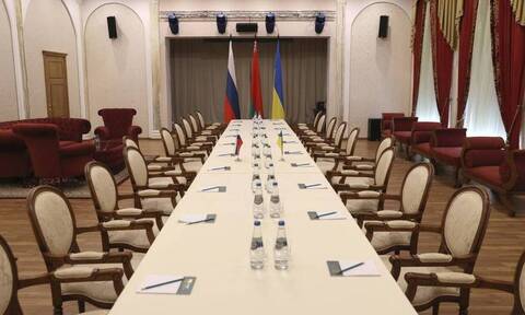 Πόλεμος στην Ουκρανία: Αναβάλλεται για αύριο ο 2ος γύρος των διαπραγματεύσεων σύμφωνα με τους Ρώσους