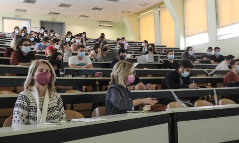 Ιόνιο Πανεπιστήμιο: «Αγκαλιάζει» τους φοιτητές που φτάνουν στην Ελλάδα από την Ουκρανία και τη Ρωσία