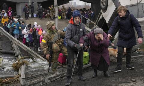 Πόλεμος στην Ουκρανία: 6 ανθρωπιστικούς διαδρόμους άνοιξε η Ρωσία - Τους απορρίπτει το Κίεβο