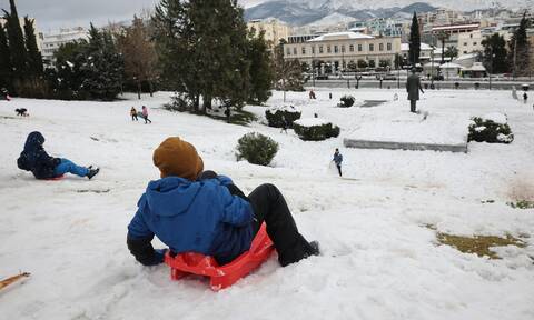 Κακοκαιρία «Φίλιππος» - Μαρουσάκης: Σε τρεις φάσεις η βαρυχειμωνιά – Χιόνι και στο κέντρο της Αθήνας