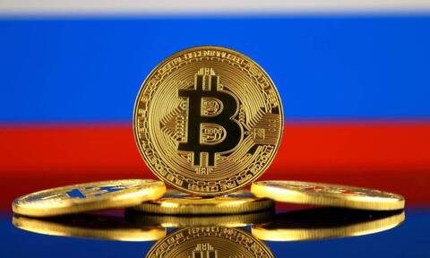 Στα 42.000 δολάρια ενισχύεται το Bitcoin εν μέσω της ουκρανικής σύρραξης