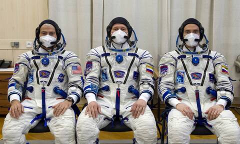 Πόλεμος στην Ουκρανία: Στο διάστημα κινδυνεύει να μείνει ένας Αμερικανός αστροναύτης
