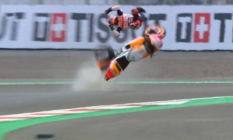 MotoGP: Ατύχημα που κόβει την ανάσα για Μάρκεθ - Άργησε ο αγώνας λόγω κεραυνών (vid)