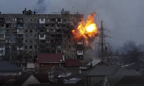 Economist: Η Δύση φταίει για τον πόλεμο στην Ουκρανία - «Η επέκταση του ΝΑΤΟ προκάλεσε τη Ρωσία»