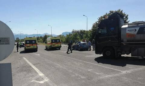 Θεσσαλονίκη: Ένας νεκρός μετά από σύγκρουση αυτοκινήτου με φορτηγό