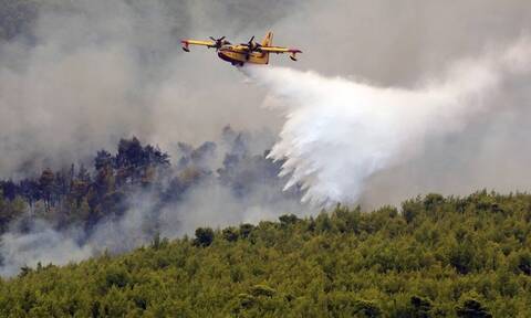 Φωτιές σε Ηλεία, Κορινθία και Ρόδο: Μερική εκκένωση στη Σορωνή – Κάηκε σπίτι