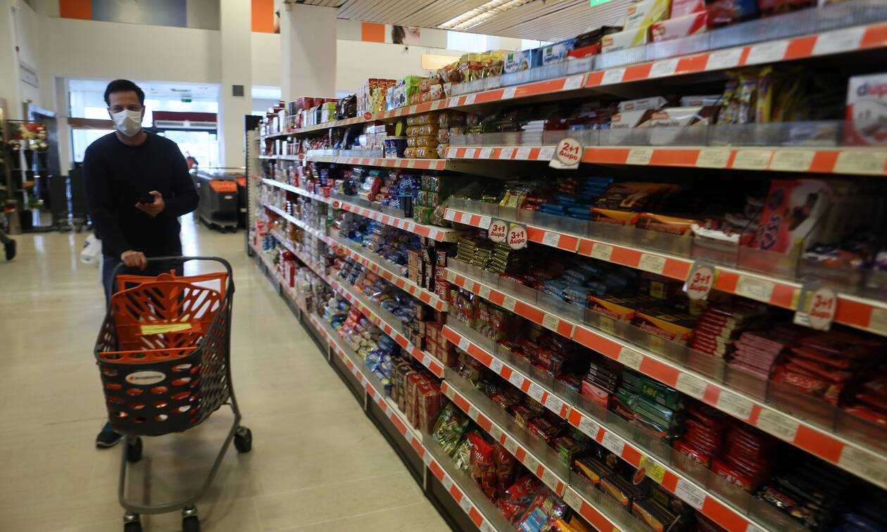 Ακρίβεια - Ρεπορτάζ Newsbomb.gr: «Έρχεται επισιτιστική κρίση - Δύσκολο να αγοράσουμε και τα βασικά»