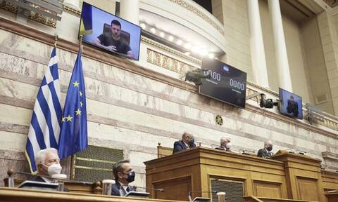 Βουλή: Οι εξηγήσεις του προεδρείου για το μήνυμα του μαχητή των Αζόφ – Έντονες αντιδράσεις κομμάτων