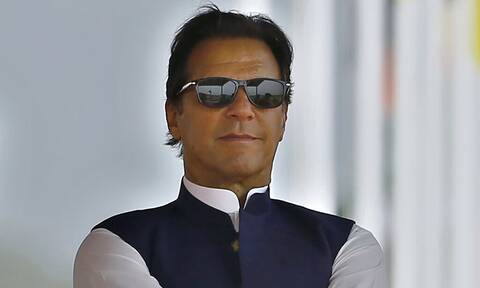 Πακιστάν: Ο πρωθυπουργός 'Ιμραν Χαν ανατράπηκε με πρόταση μομφής