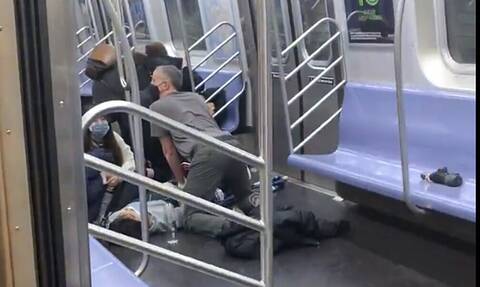 Νέα Υόρκη: Ένας 62χρονος ο βασικός ύποπτος για την επίθεση στο Μετρό – Πυροβόλησε 33 φορές