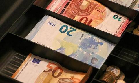 Αλλαγές στον ΟΑΕΔ: Επίδομα 300 ευρώ σε ανέργους