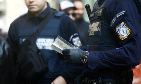 Θεσσαλονίκη: Χτύπησαν 47χρονη της άρπαξαν 3.500 ευρώ και κοσμήματα αξίας 15.000 ευρώ