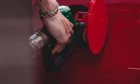 Επίδομα βενζίνης: Πότε ανοίγει η πλατφόρμα - Η αίτηση στο gov.gr σε τρία βήματα