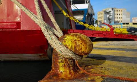 Πρωτομαγιά: 24ωρη πανελλαδική απεργία της ΠΝΟ - Δένουν κάβους τα πλοία