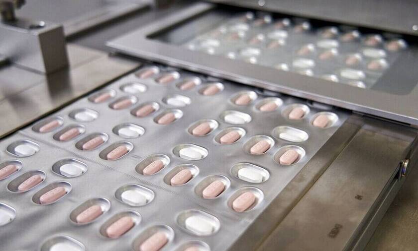 Κορονοϊός: Αντιικά χάπια  από τα φαρμακεία νοσοκομείων του ΕΣΥ έως τη Δευτέρα του Πάσχα