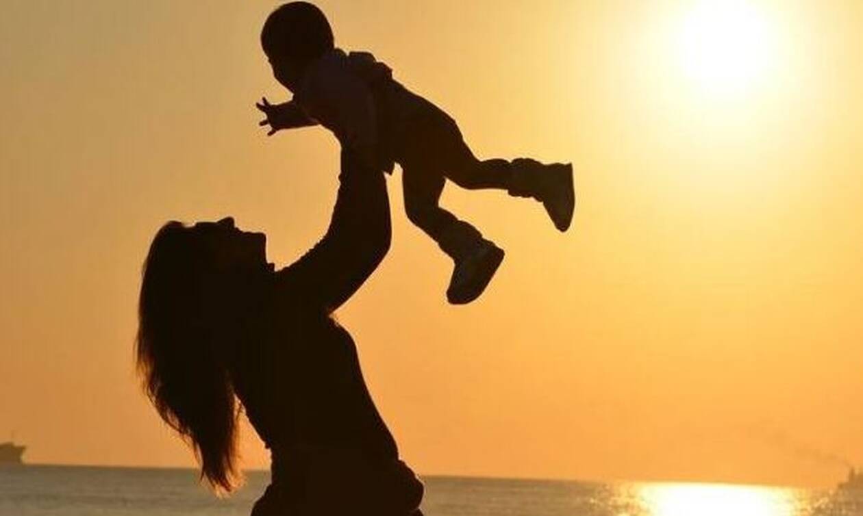 Γιορτή της Μητέρας 2022: Πότε πέφτει φέτος - Πώς ξεκίνησε και πώς καθιερώθηκε