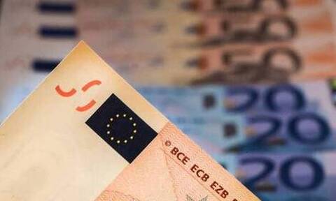 ΟΑΕΔ: Ποιοι δικαιούνται το επίδομα εφάπαξ των 300 ευρώ