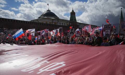 Ρωσία: Οι εορτασμοί της 9ης Μαΐου πραγματοποιήθηκαν χωρίς πτήσεις στρατιωτικών αεροσκαφών