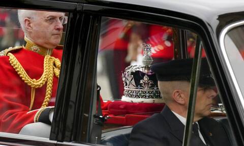 Πρίγκιπας Κάρολος: «Πρόβα» για τον θρόνο - Θα μιλήσει για πρώτη φορά αντί για την Ελισάβετ στη Βουλή