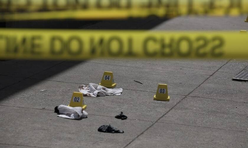 Λος Άντζελες: Πιστοί αφόπλισαν οπλοφόρο που άνοιξε πυρ σε εκκλησία - Ένας νεκρός
