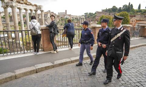 Ιταλία: Μαζικές συλλήψεις μαφιόζων στο Παλέρμο - Είχαν επιβάλλει «χαράτσι» σε εμπορικές επιχειρήσεις