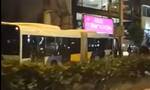 Παλλήνη: Τρελή πορεία για λεωφορείο – Μπήκε στο αντίθετο ρεύμα και έπεσε πάνω σε κατάστημα