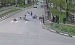 Ρωσία: Αυτοκίνητο παρέσυρε μαθητές σε διάβαση πεζών - Συγκλονιστικό video