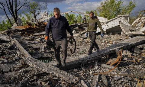 Οι Ουκρανοί βομβάρδισαν χωριό της Ρωσίας λέει ο περιφερειάρχης του Κουρσκ - Ένας πολίτης νεκρός