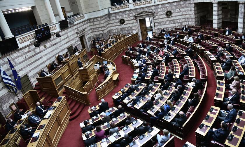 Δημοσκόπηση ΜRB για το Newsbοmb.gr: Αντέχει η κυβέρνηση, δεν κερδίζει ο ΣΥΡΙΖΑ