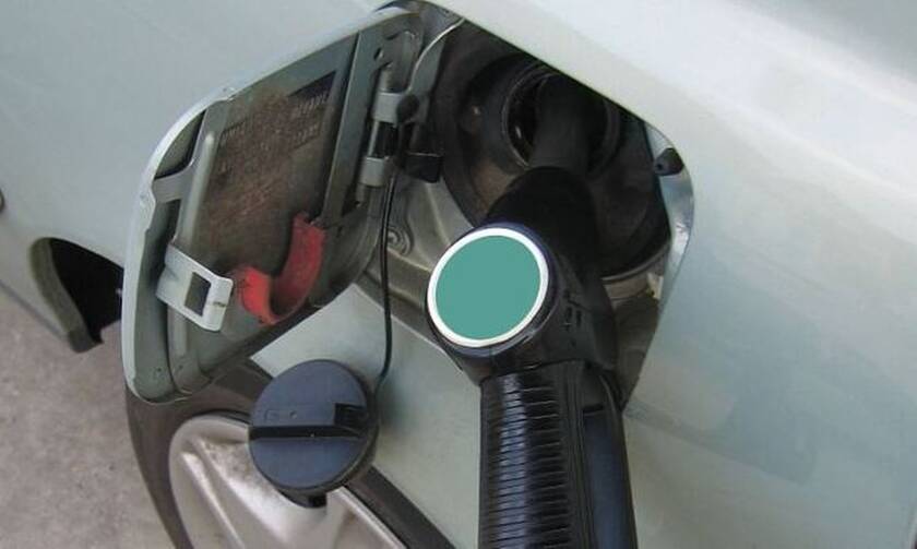 Την επέκταση του επιδόματος βενζίνης εξετάζει η κυβέρνηση
