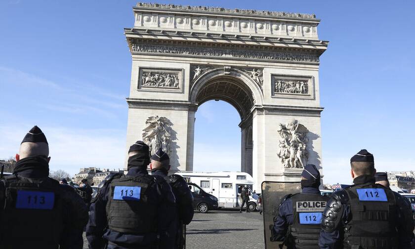 Δολοφονήθηκε ο φρουρός της πρεσβείας του Κατάρ στο Παρίσι