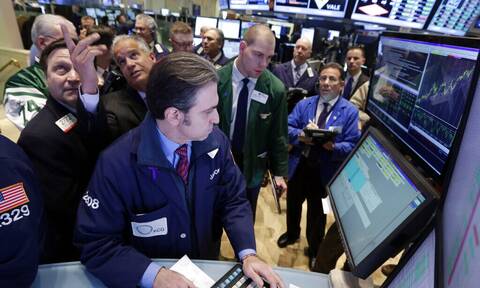 Wall Street: «Άλμα» κοντά στο 2% για τον Dow Jones μετά τις δηλώσεις Μπάιντεν για Κίνα
