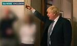 Βρετανία: Νέες φωτογραφίες από τα κορονοπάρτι εν μέσω lockdown «καίνε» τον Μπόρις Τζόνσον
