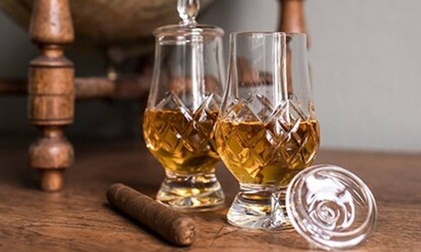 Glencairn Whisky Glass: Aλήθεια, εσείς γνωρίζατε ότι το καλό ουίσκι θέλει το σωστό ποτήρι;